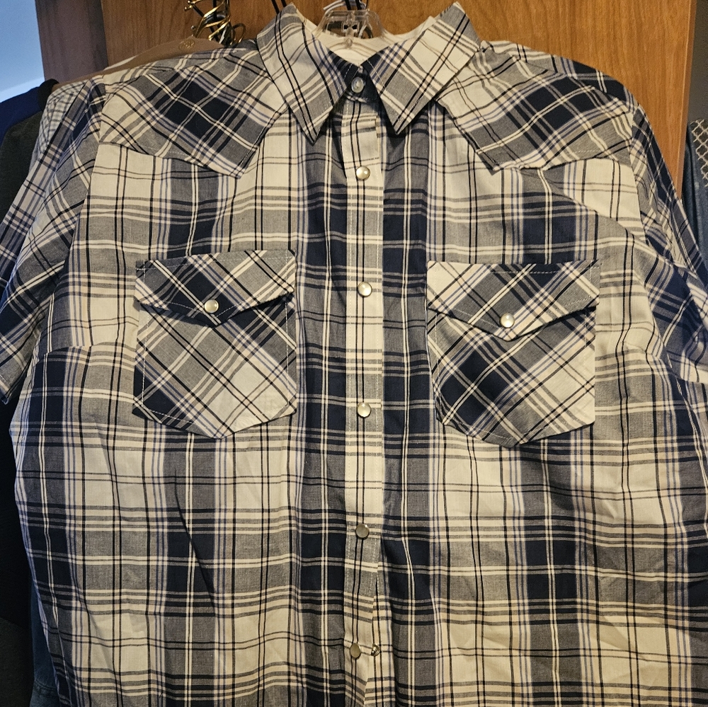 Wrangler shirt- NWT - Picture 1 of 5